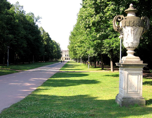 Grosser Garten Bild 1 Grossformat